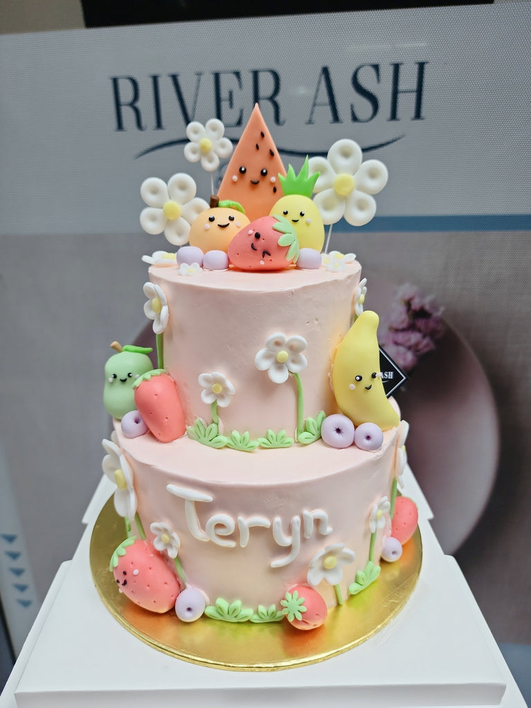 Fruity Daisy Garden Cake