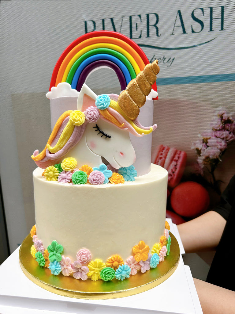 2D Magical Unicorn and Rainbow Cake