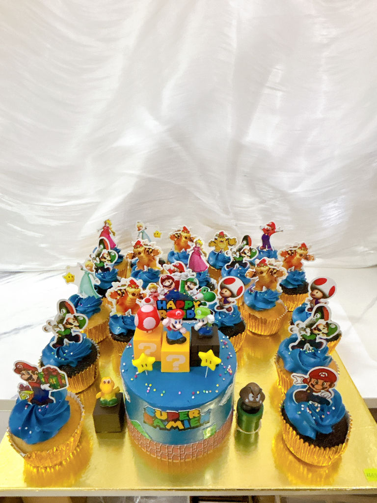 4" Tall cake and cupcake platter (Mario)