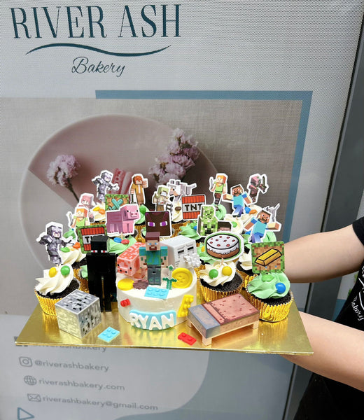 4" mini cake and cupcake platter (Minecraft)