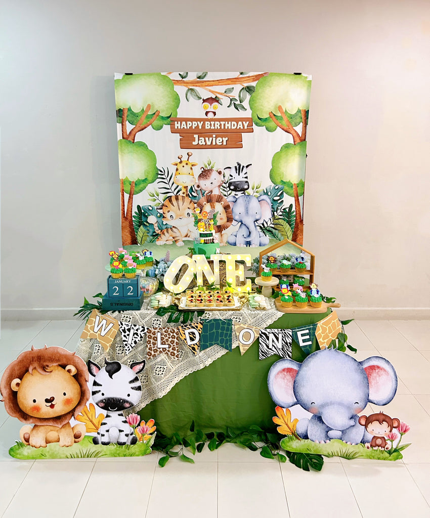 $699 Dessert Table (2tier Cake + Backdrop Included)