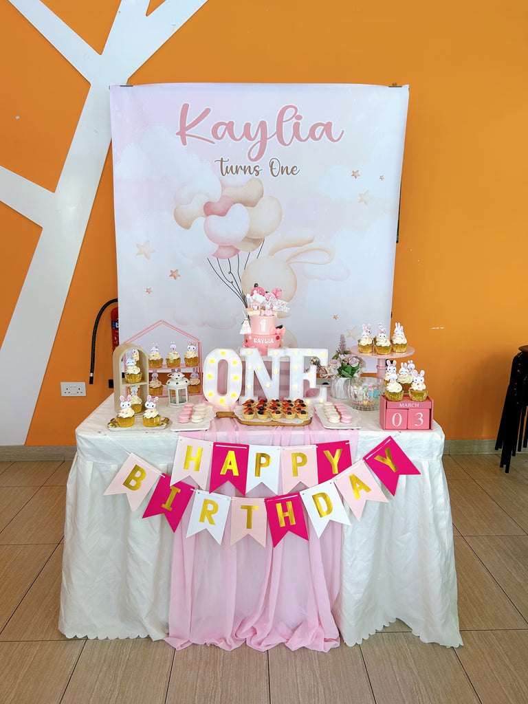 $699 Dessert Table (2tier Cake + Backdrop Included)