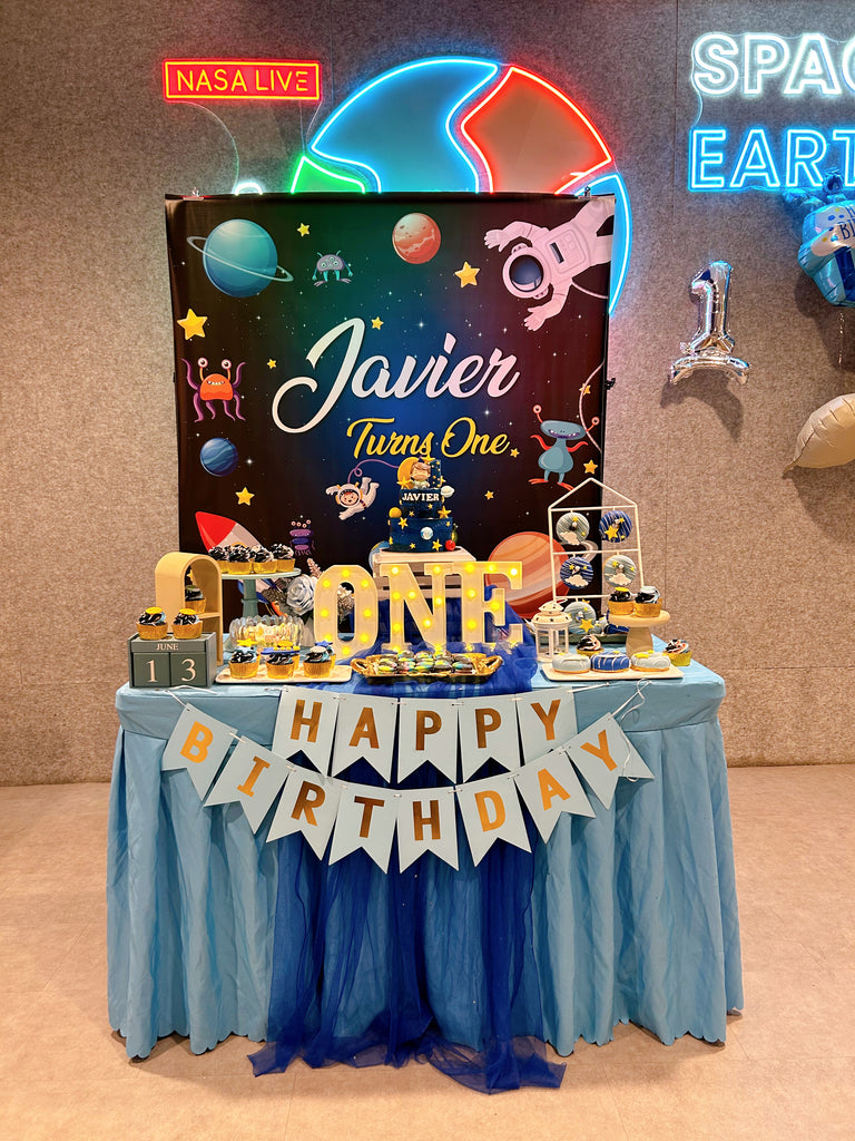 $699 Dessert Table (2tier Cake + Backdrop Included)