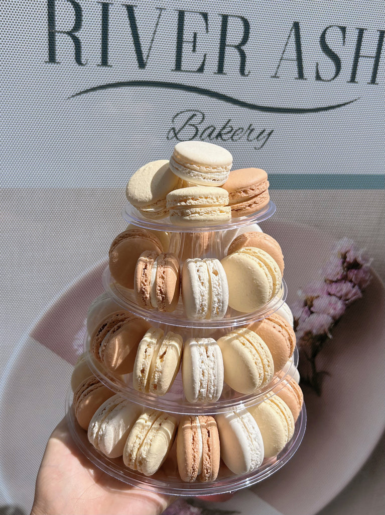 Macaron Tower set with packaging