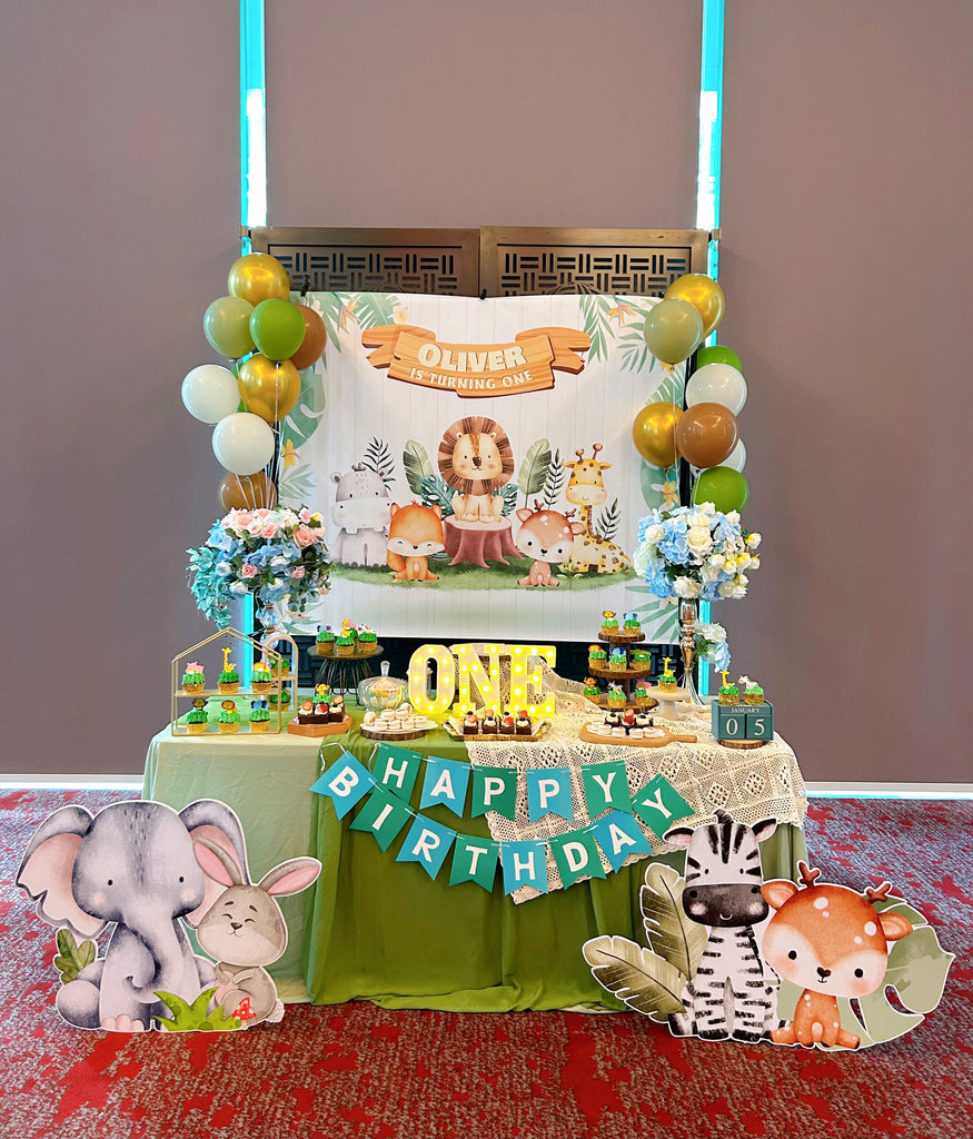 $899 Dessert Table (2tier Cake + Fairy Light Backdrop Included)