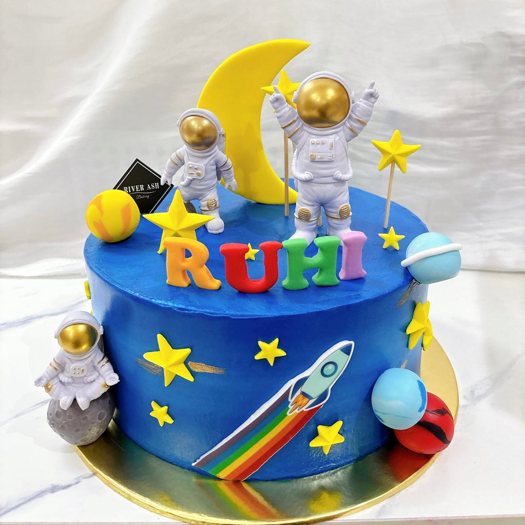 Astronauts Space Expedition Cake