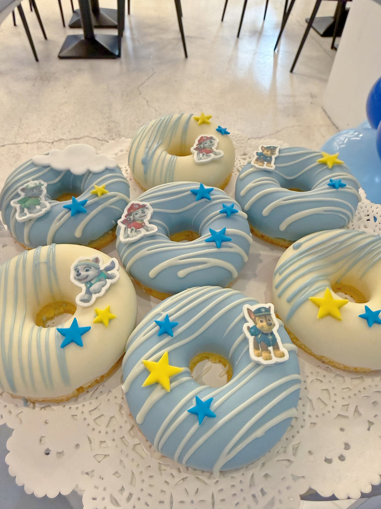 Balloon Garland Dessert Table Package ($968)