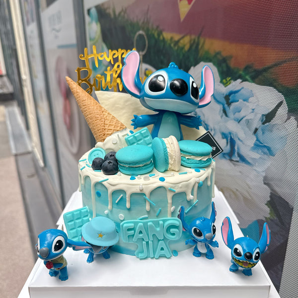 Big Blue Alien Cake