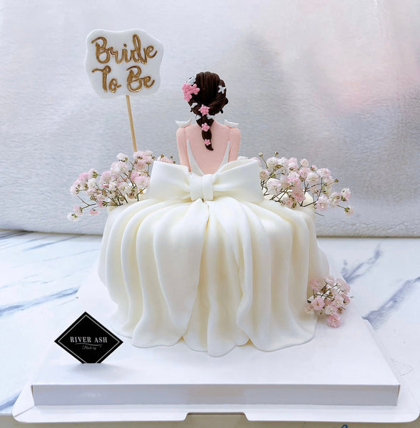 Bride To Be / Engagement Cake