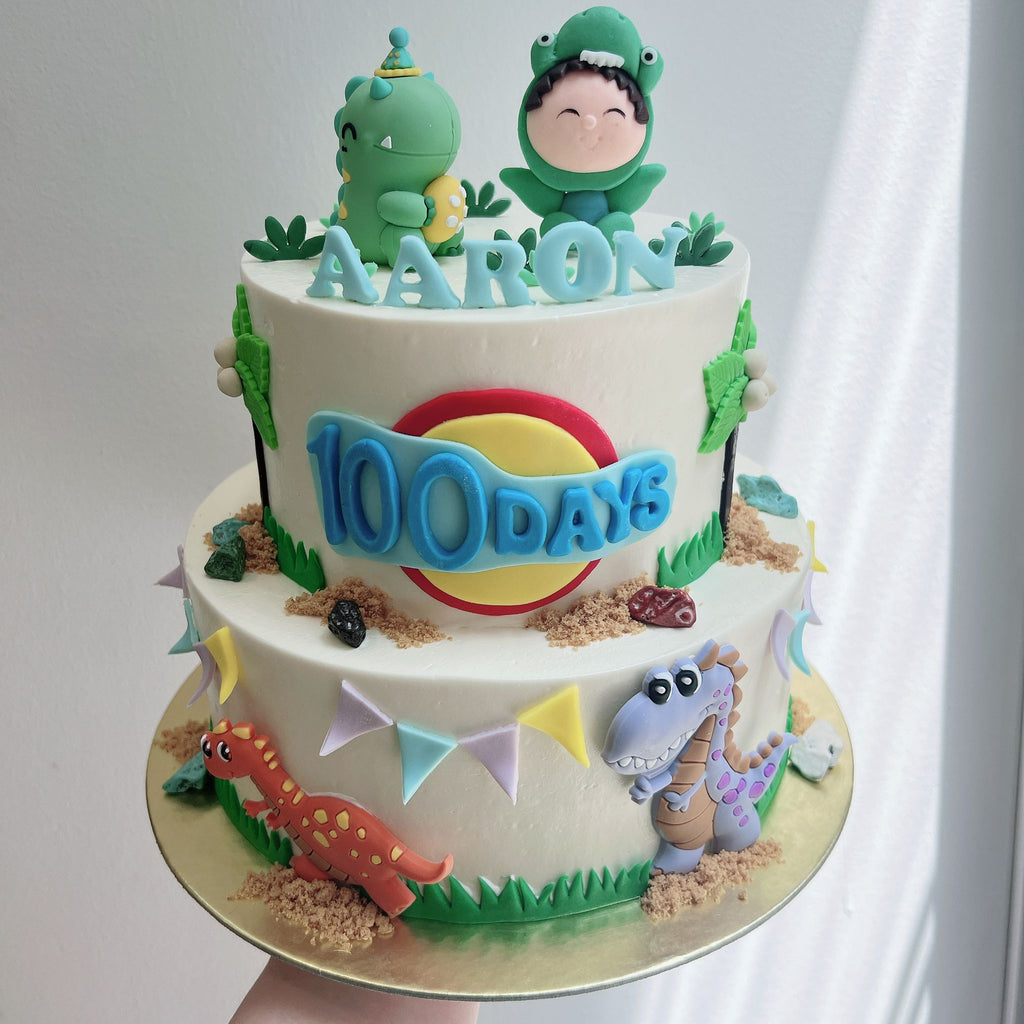 Cute Baby Dinosaur hunt Cake