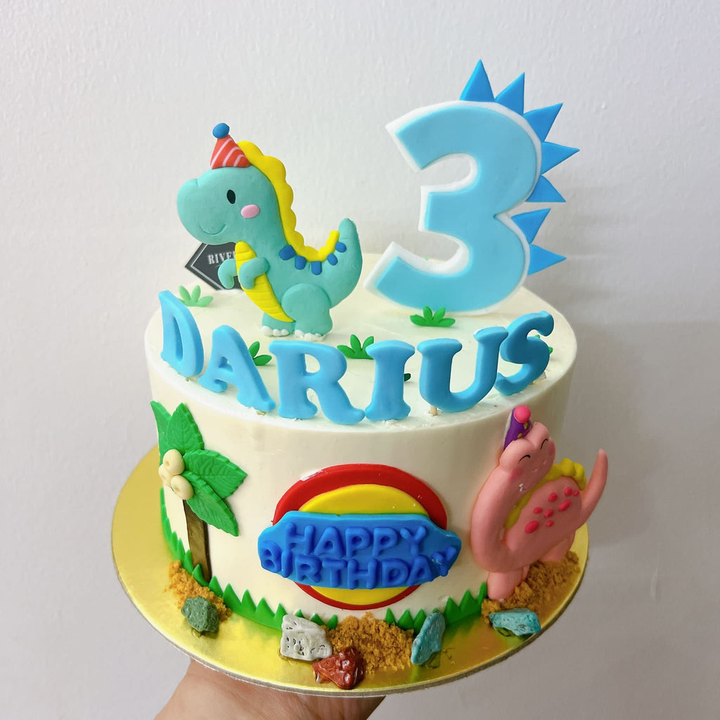 Cute Baby Dinosaur hunt Cake