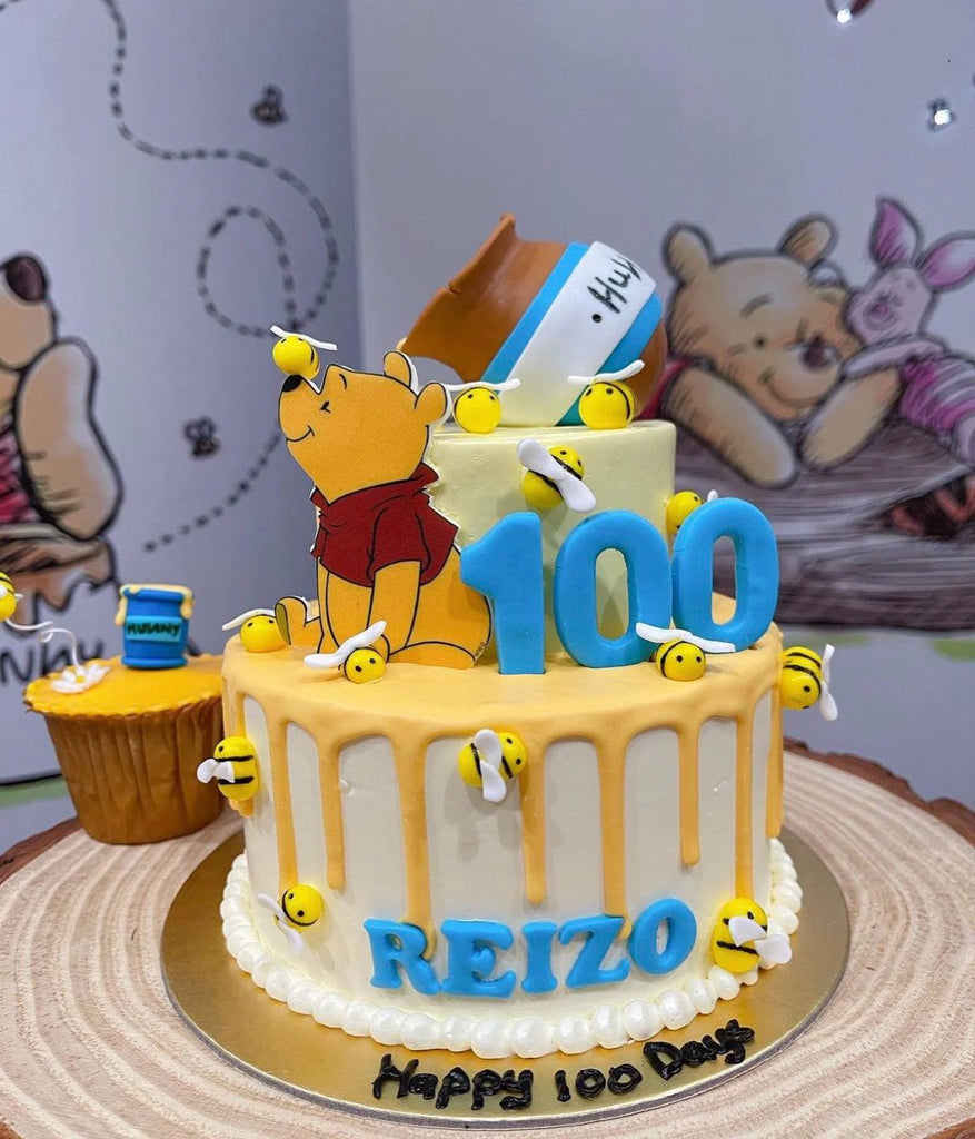 Bees and honey cake