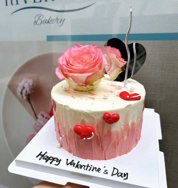 Sweet Love Valentines Cake