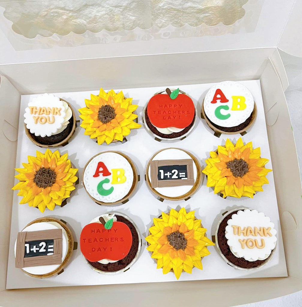 Happy Teachers Day Cupcake set