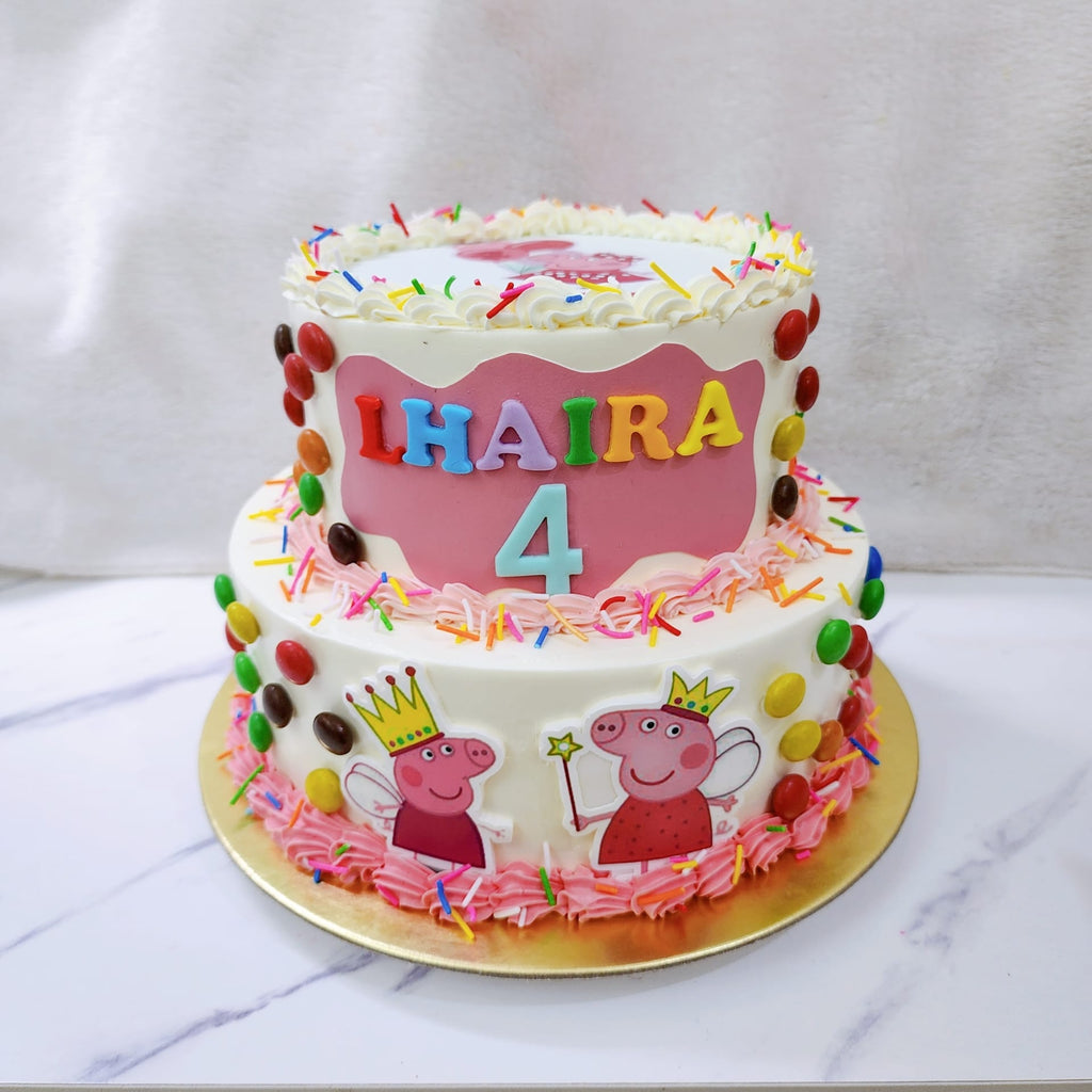 Lady Pig Pink Fairy Party Cake