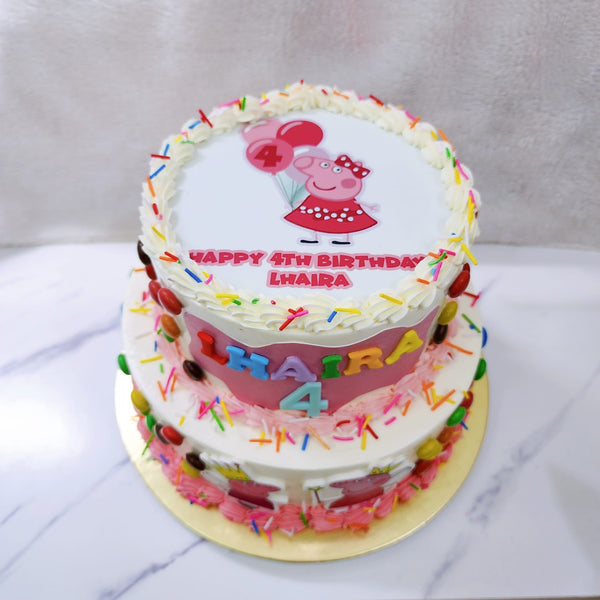Lady Pig Pink Fairy Party Cake