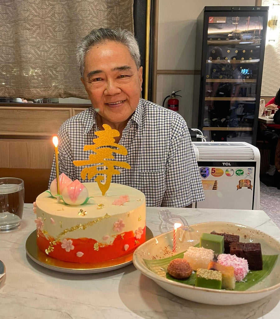 Longevity Peach Pau Cake