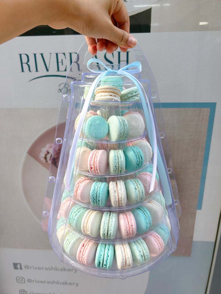 Macaron Tower set with packaging