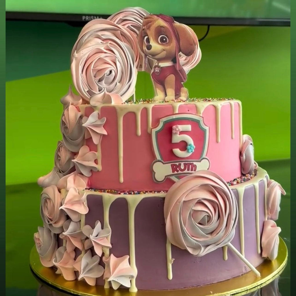 Skye Meringue Lollipop Cake