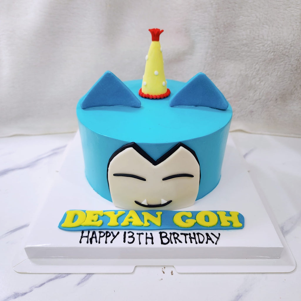 Snorlax Face Pokeball Cake