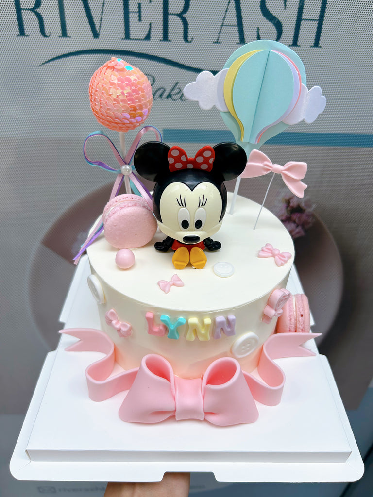 Sweet Pink Ribbon Cake