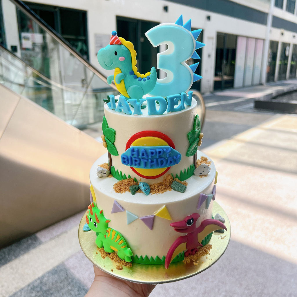 Cute Baby Dinosaur hunt Cake