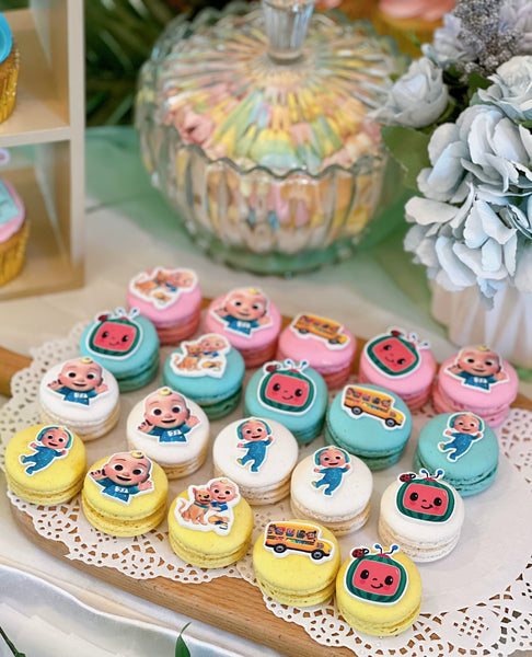 Custom Macarons with edible image