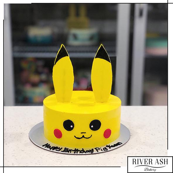 Pika Pika Face Cake