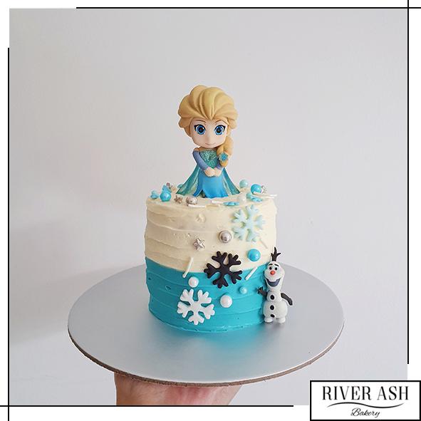 4" Tall Frozen Else and Olof Cake