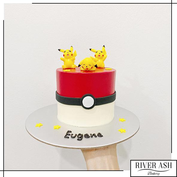 4" Tall Pikachuu Cake