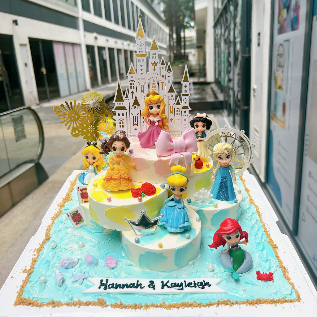 Princesses Wonderland Cake