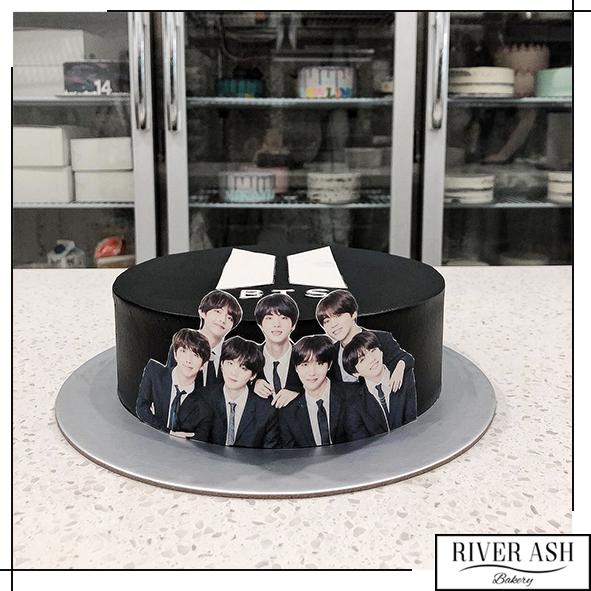 BTS members Kpop Cake