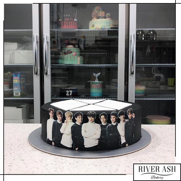 EXO Kpop Cake