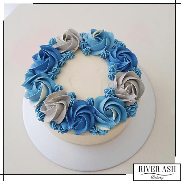 Floral Wreath with Flower Detailings Cake