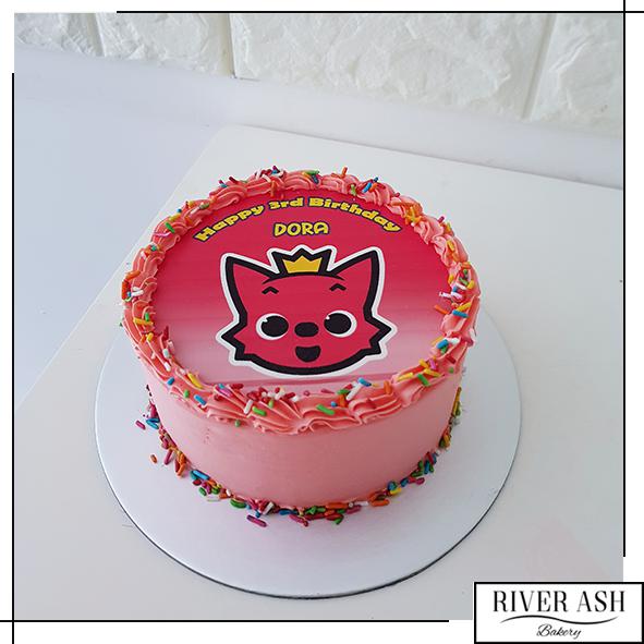 Pinkfong Cake