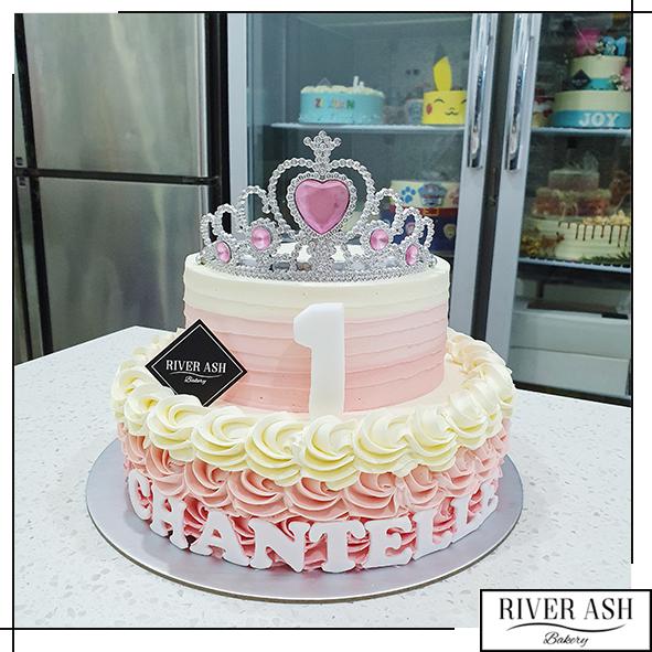 Princess Cake with Princess Crown