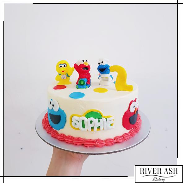 Sesame Street Friends Cake